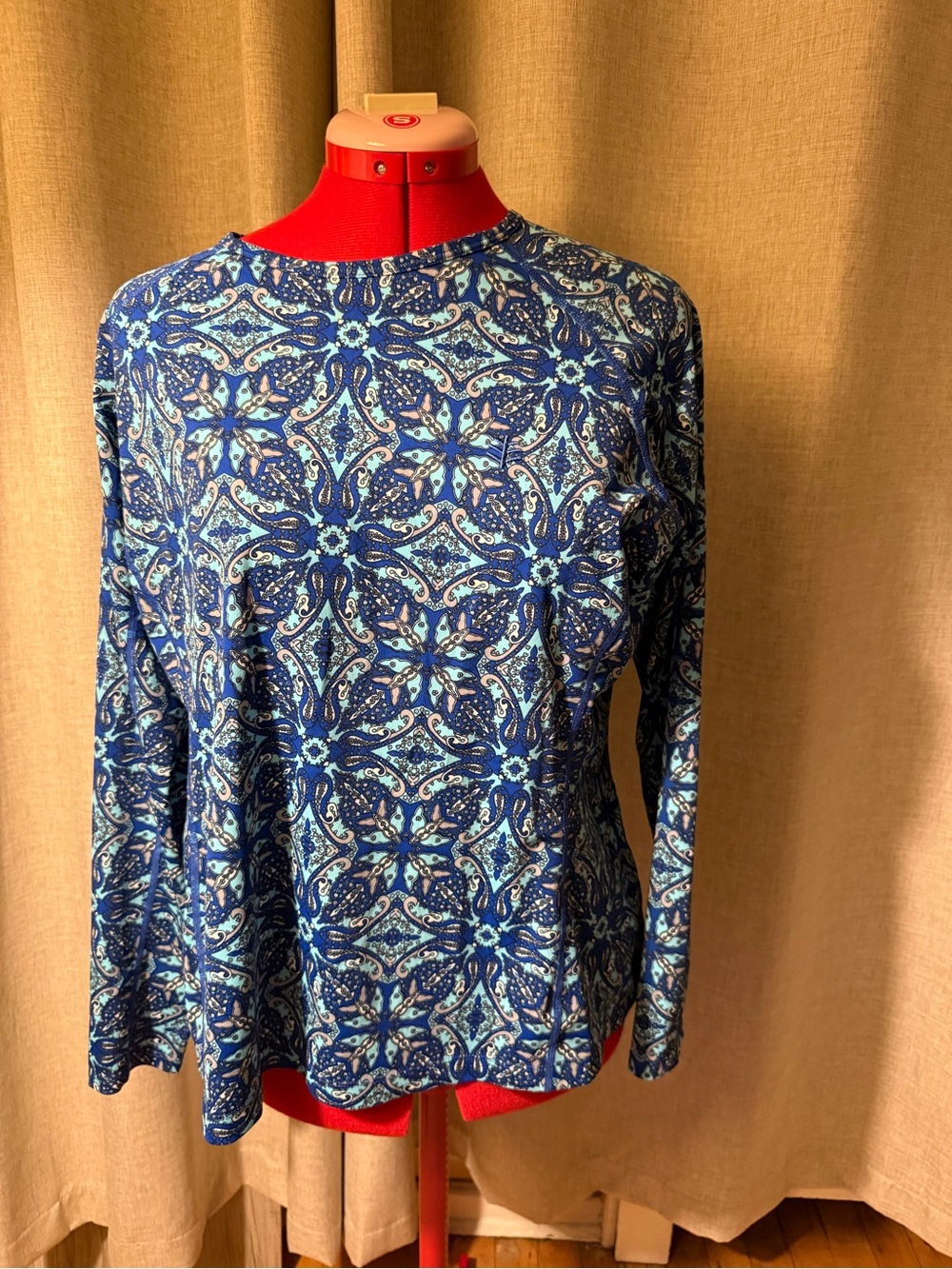 Coolibar Blue Patterned Long-Sleeve Women’s Swim Top-Large